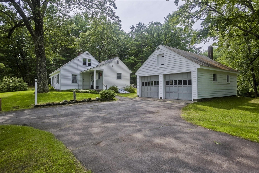 723 Ryan Road Northampton, MA 01062 - Photo 2 of 41