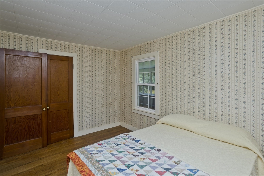 723 Ryan Road Northampton, MA 01062 - Photo 22 of 41