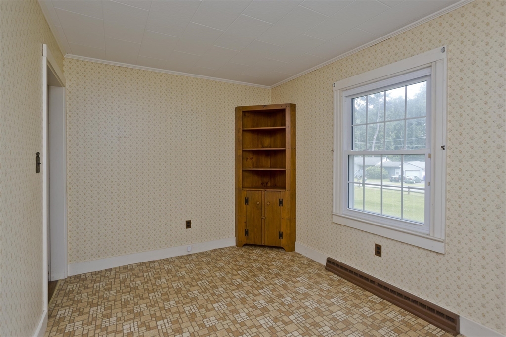 723 Ryan Road Northampton, MA 01062 - Photo 24 of 41