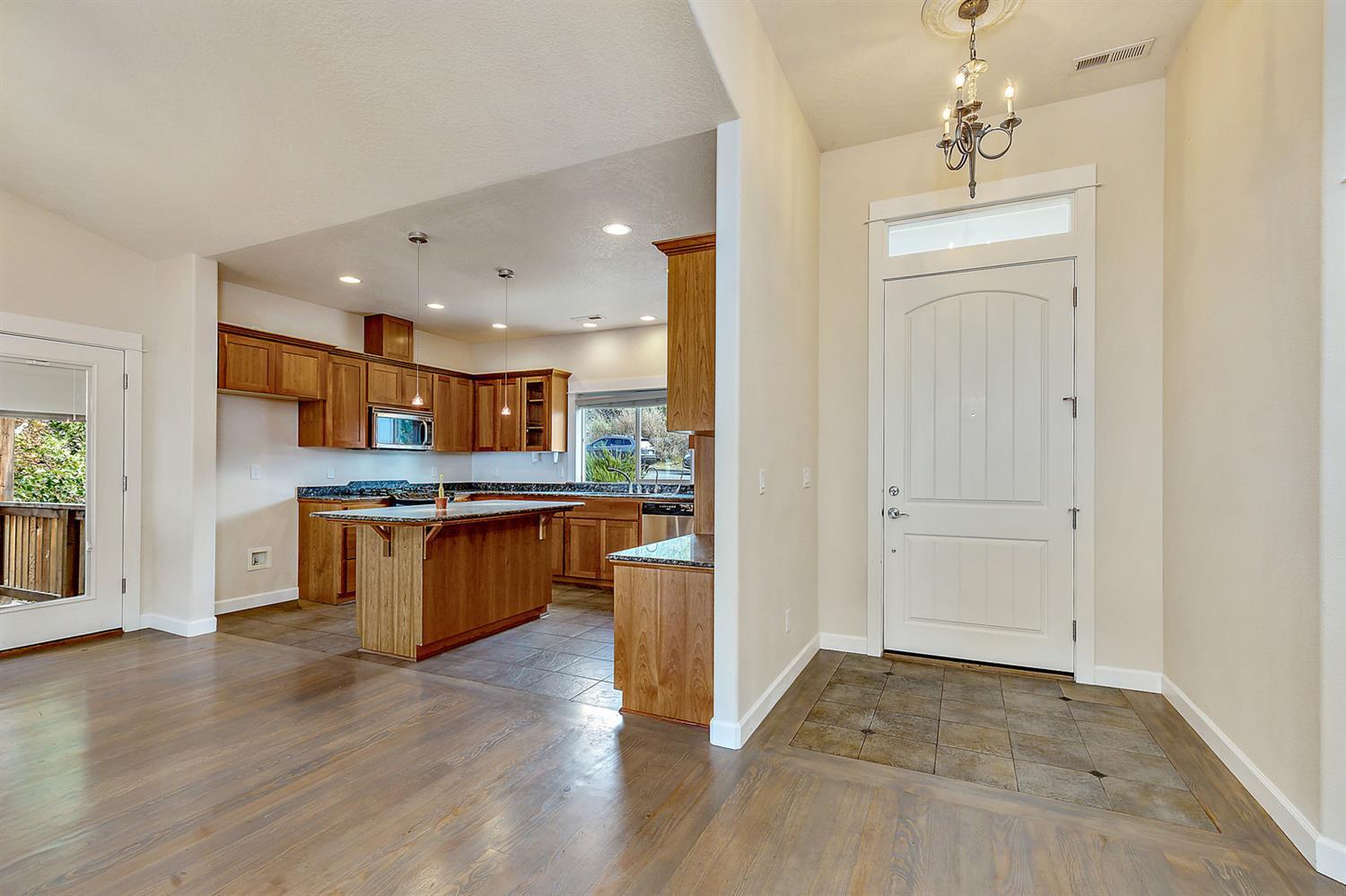 4473 Innsbruck Ridge Medford, OR 97504 - Photo 5 of 35 Additional Photo