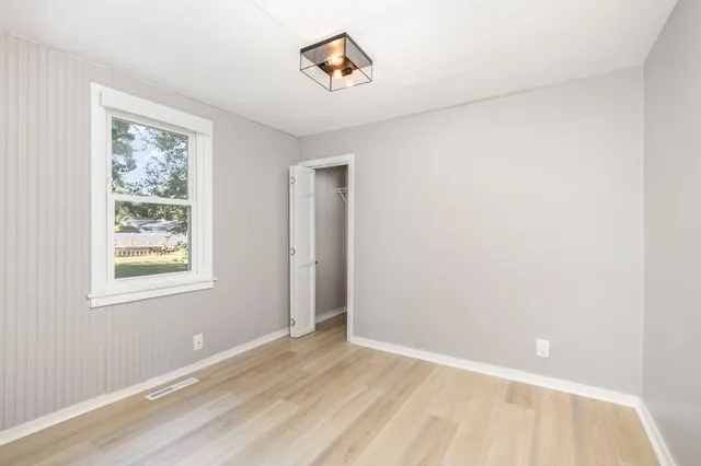 $189,999 | 649 Grant Avenue, St. Joseph, MI 49085