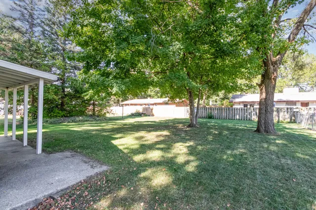 $189,999 | 649 Grant Avenue, St. Joseph, MI 49085