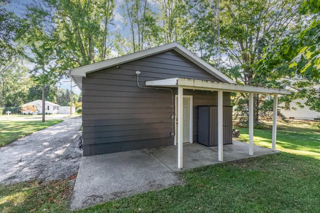 $189,999 | 649 Grant Avenue, St. Joseph, MI 49085