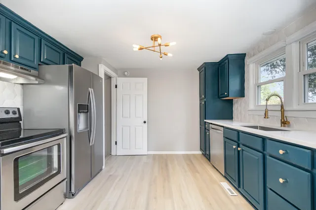 $189,999 | 649 Grant Avenue, St. Joseph, MI 49085