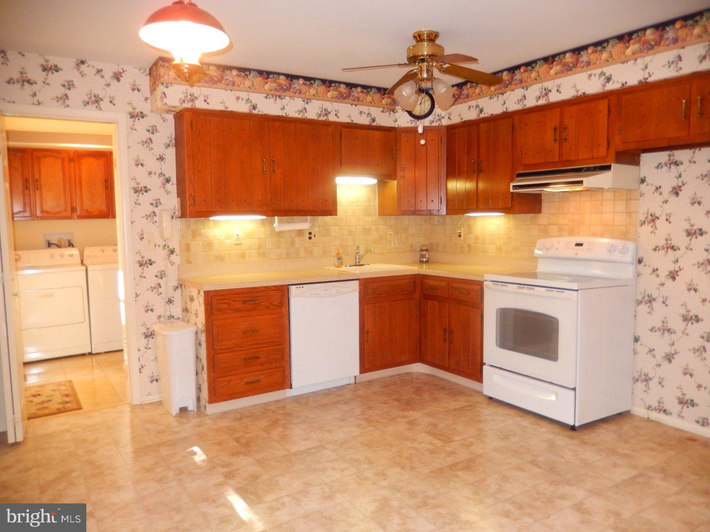 229 Johnson Road Turnersville, NJ 08012 - Photo 6 of 18 Gallery Image 6