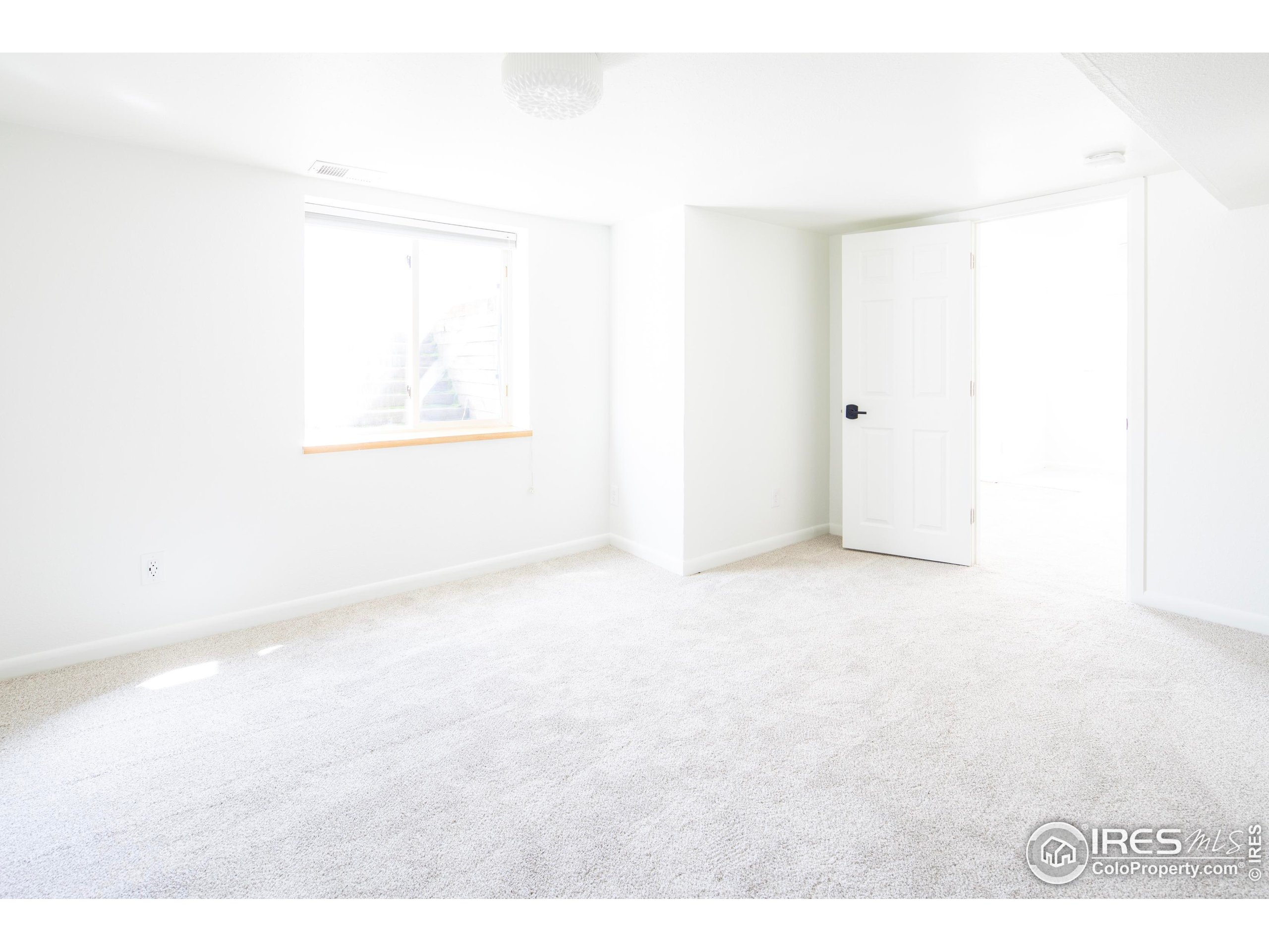 2447 20th Street Boulder, CO 80304 - Photo 18 of 35 a view of an empty room