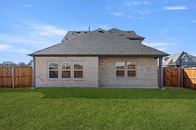 $437,405 | 2368 Bell Way, Forney, TX 75126