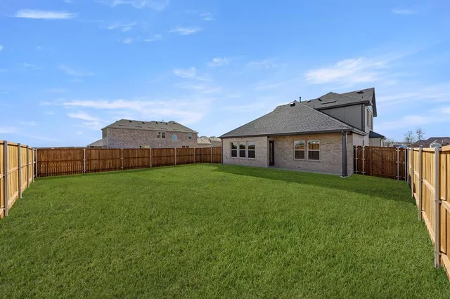 $437,405 | 2368 Bell Way, Forney, TX 75126