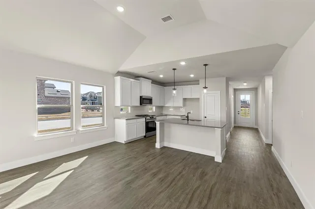 $437,405 | 2368 Bell Way, Forney, TX 75126