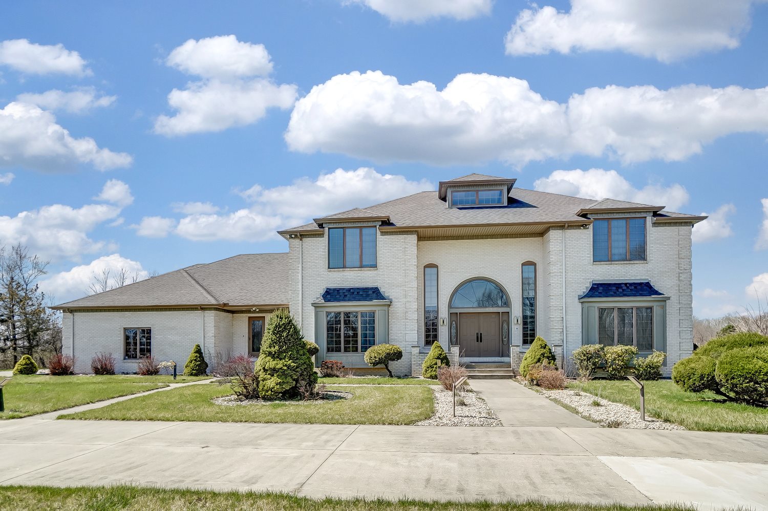 4850 North Meridian Road Huntington, IN 46750 - Photo 1 of 36 Gallery Image 1