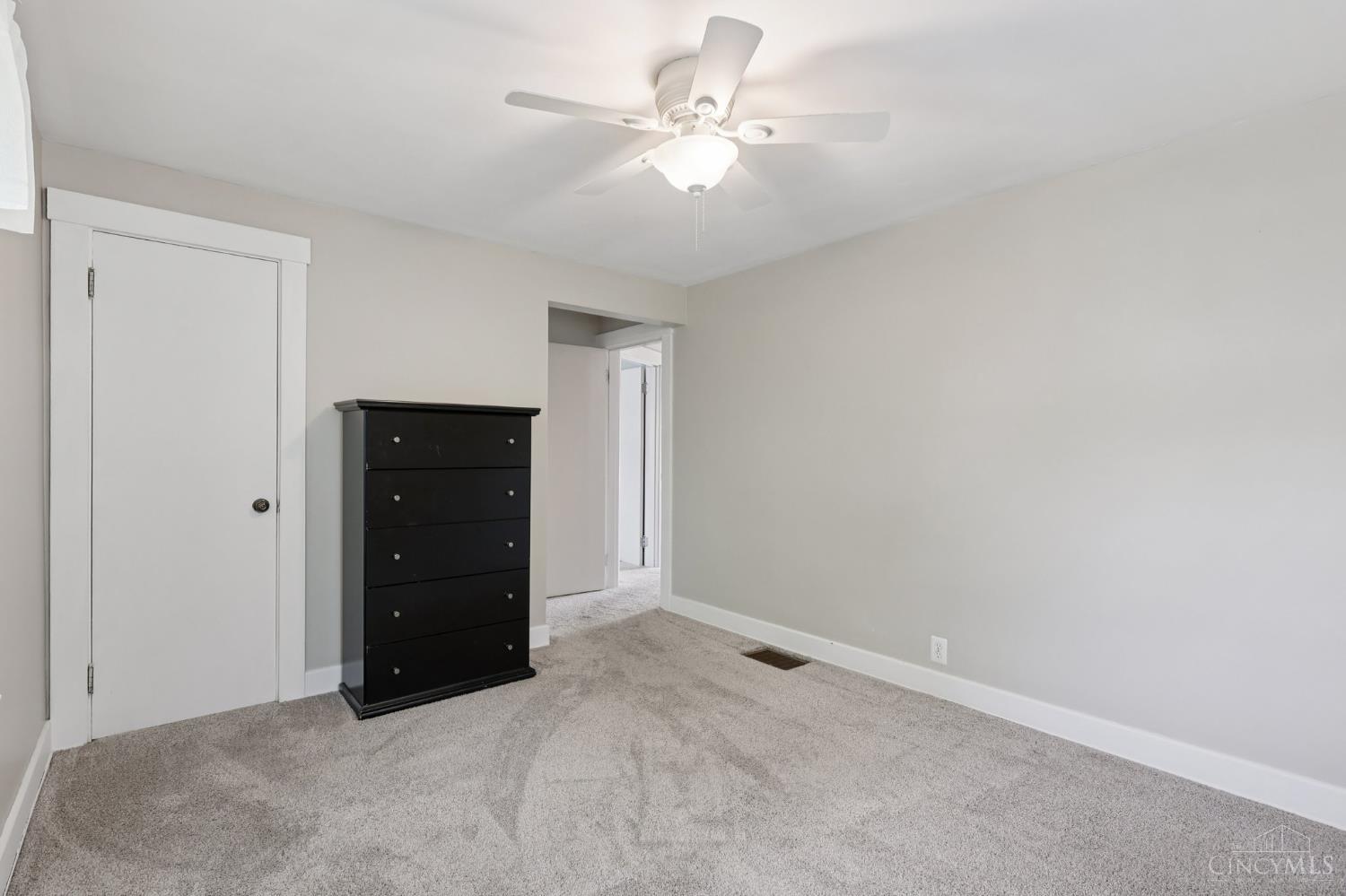 930 Ridgelawn Avenue Hamilton, OH 45013 - Photo 14 of 23 Gallery Image 14