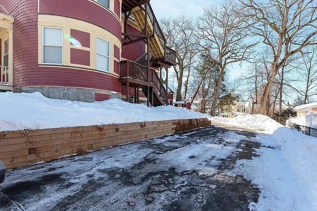 $319,900 | 45 Harvard Street, Unit 5 3, Lowell, MA 01851