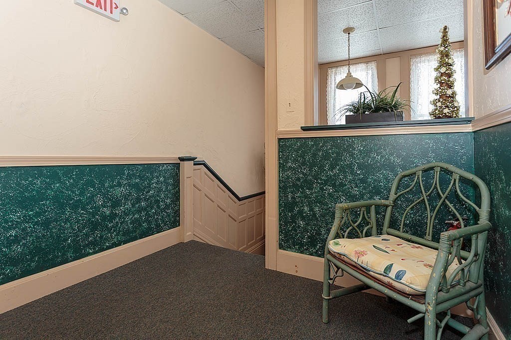 45 Harvard Street, Unit 5 3 Lowell, MA 01851 - Photo 5 of 31