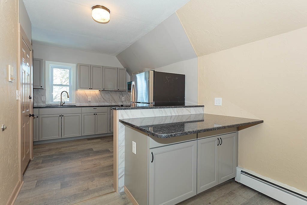 45 Harvard Street, Unit 5 3 Lowell, MA 01851 - Photo 7 of 31