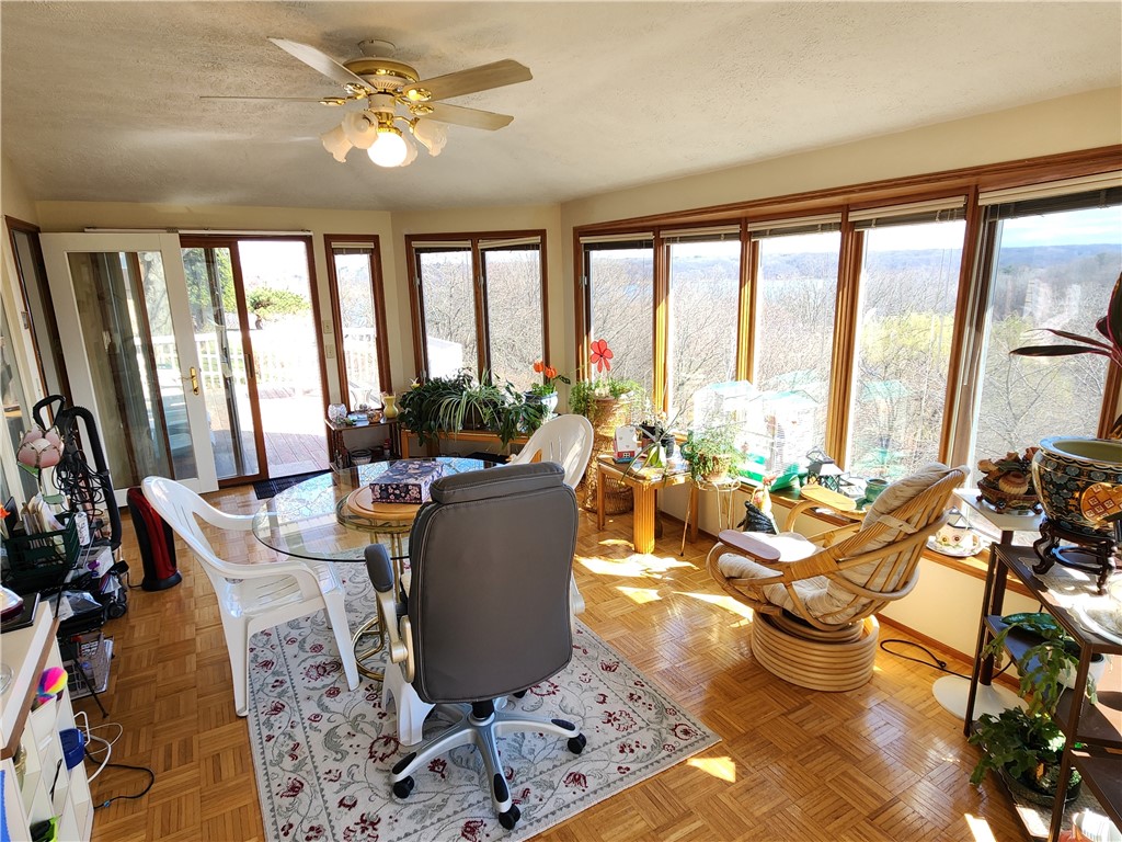 23 Eagle Rock Drive Irondequoit, NY 14609 - Photo 5 of 24