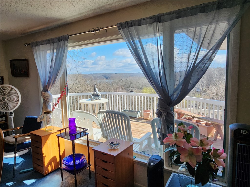 23 Eagle Rock Drive Irondequoit, NY 14609 - Photo 9 of 24