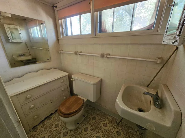 $175,000 | 208 South Walker Street, Wautoma, WI 54982