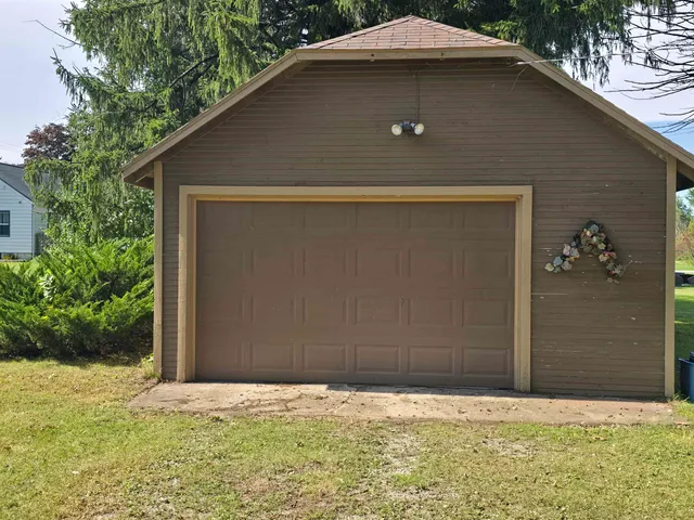 $175,000 | 208 South Walker Street, Wautoma, WI 54982