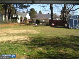 9237 Andover Road Philadelphia, PA 19114 - Photo 7 of 11 Exterior Back