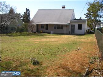 9237 Andover Road Philadelphia, PA 19114 - Photo 8 of 11 Exterior