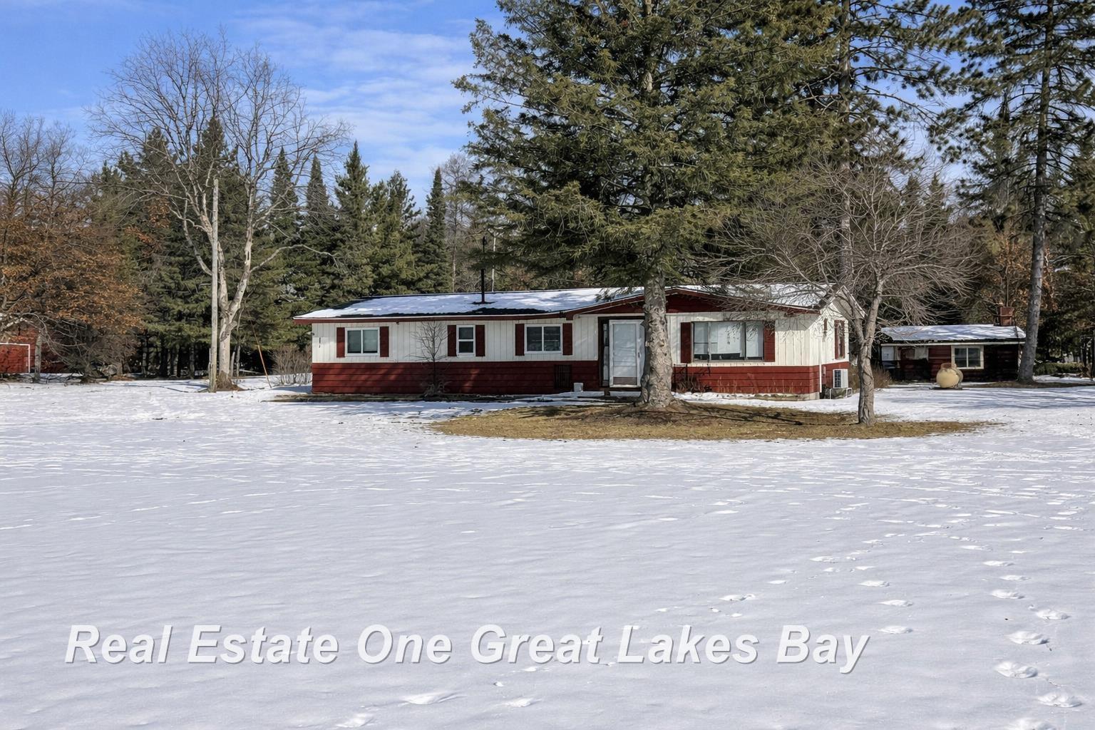 3625 Mc Kinley Road Mio, MI 48647 - Photo 1 of 32