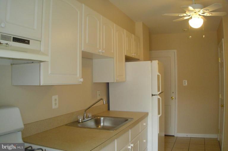 2018 Northbourne Road Baltimore, MD 21239 - Photo 7 of 20 Kitchen #2