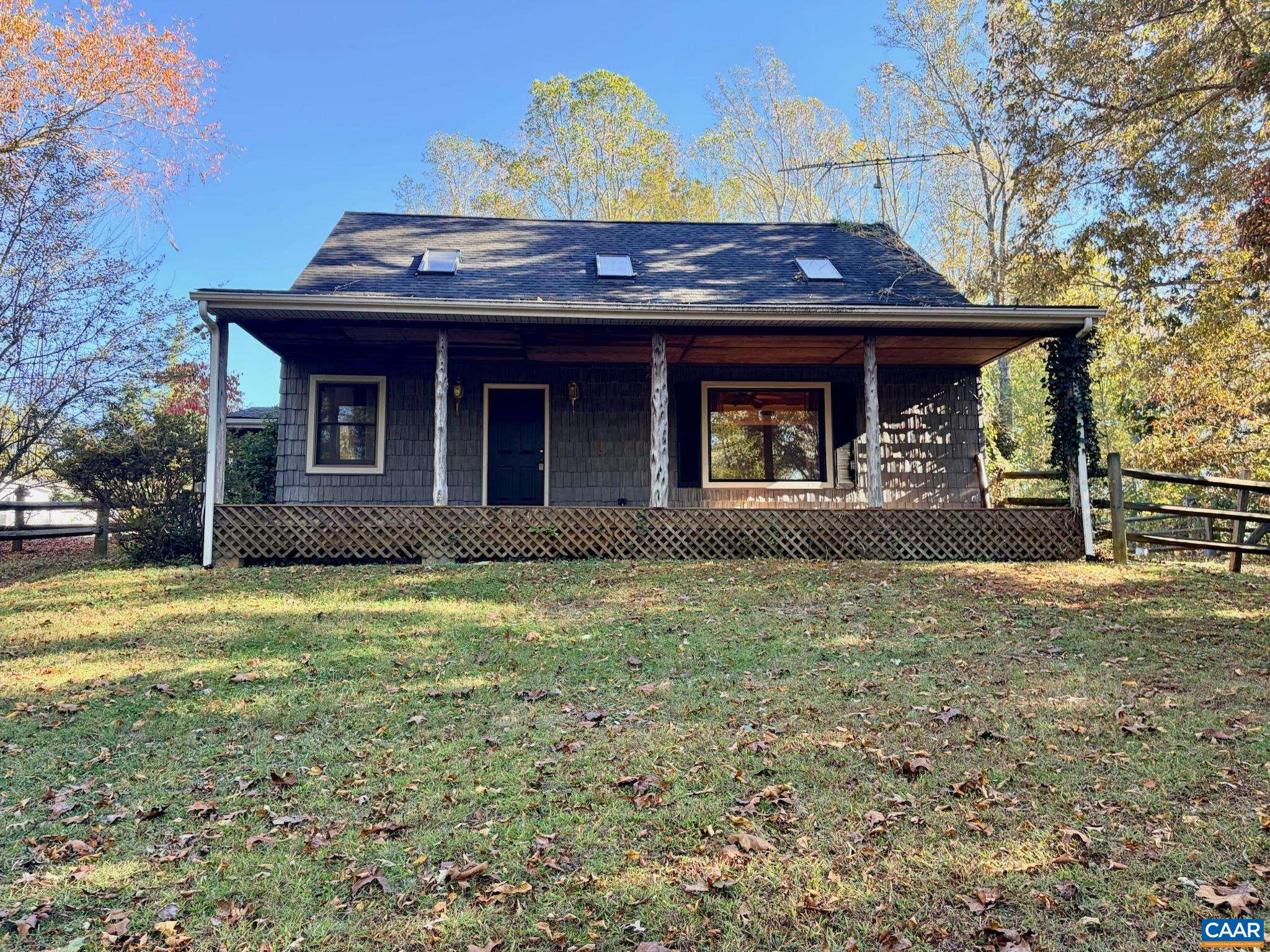699 Winton Road Amherst, VA 24521 - Photo 2 of 35 a front view of a house with garden