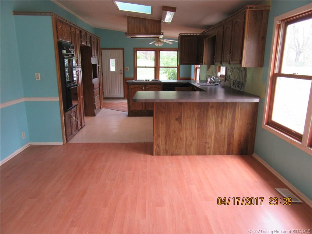 4240 Quarry Road New Albany, IN 47150 - Photo 5 of 24