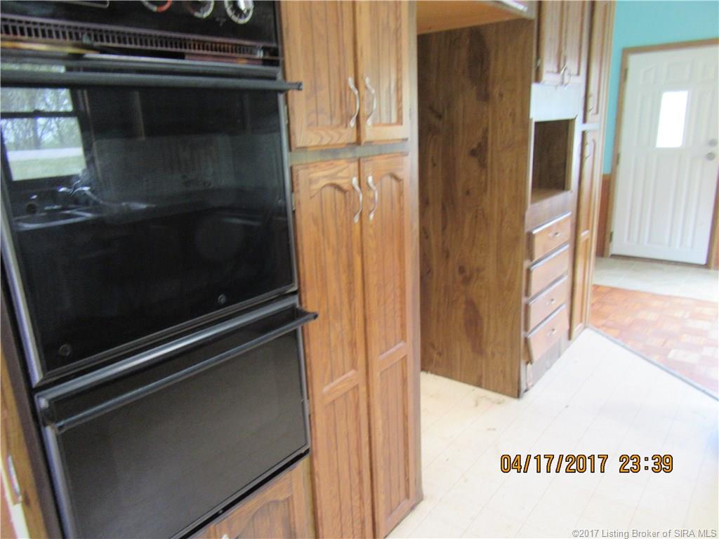 4240 Quarry Road New Albany, IN 47150 - Photo 8 of 24