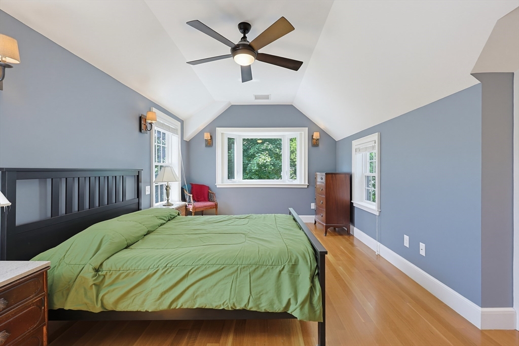 11 Hatfield Road Newton, MA 02465 - Photo 20 of 37