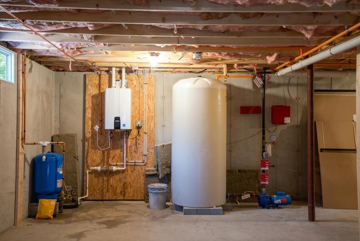 321 Pownal Road Freeport, ME 04032 - Photo 105 of 114 106-2026-04-07_Heather Roy_321 Pownal Rd