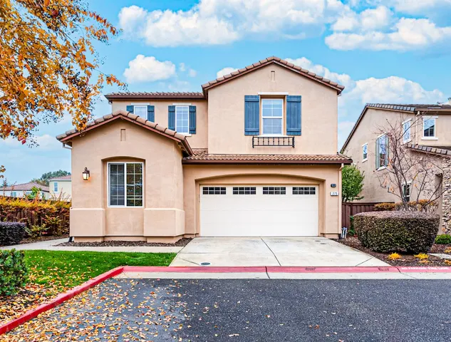 $699,000 | 275 Barnhill Drive, Folsom, CA 95630
