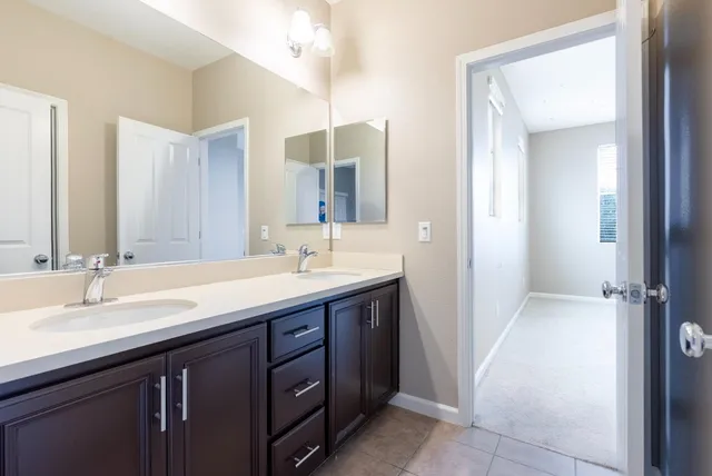 $699,000 | 275 Barnhill Drive, Folsom, CA 95630