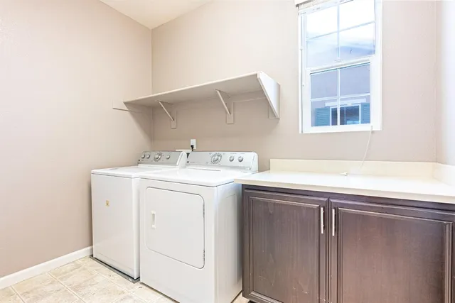 $699,000 | 275 Barnhill Drive, Folsom, CA 95630