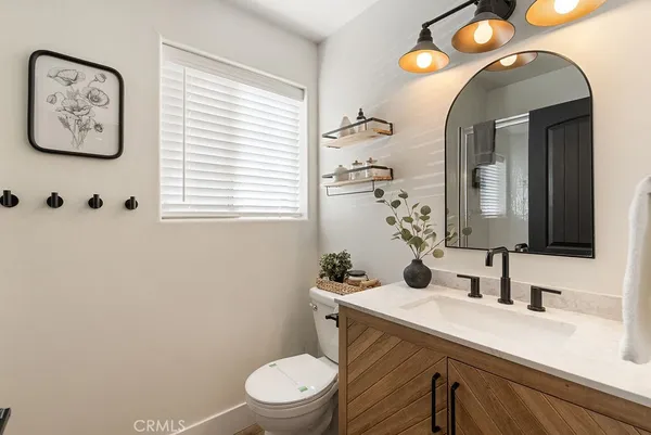 $695,000 | 1498 Deer Way, Lake Arrowhead, CA 92352