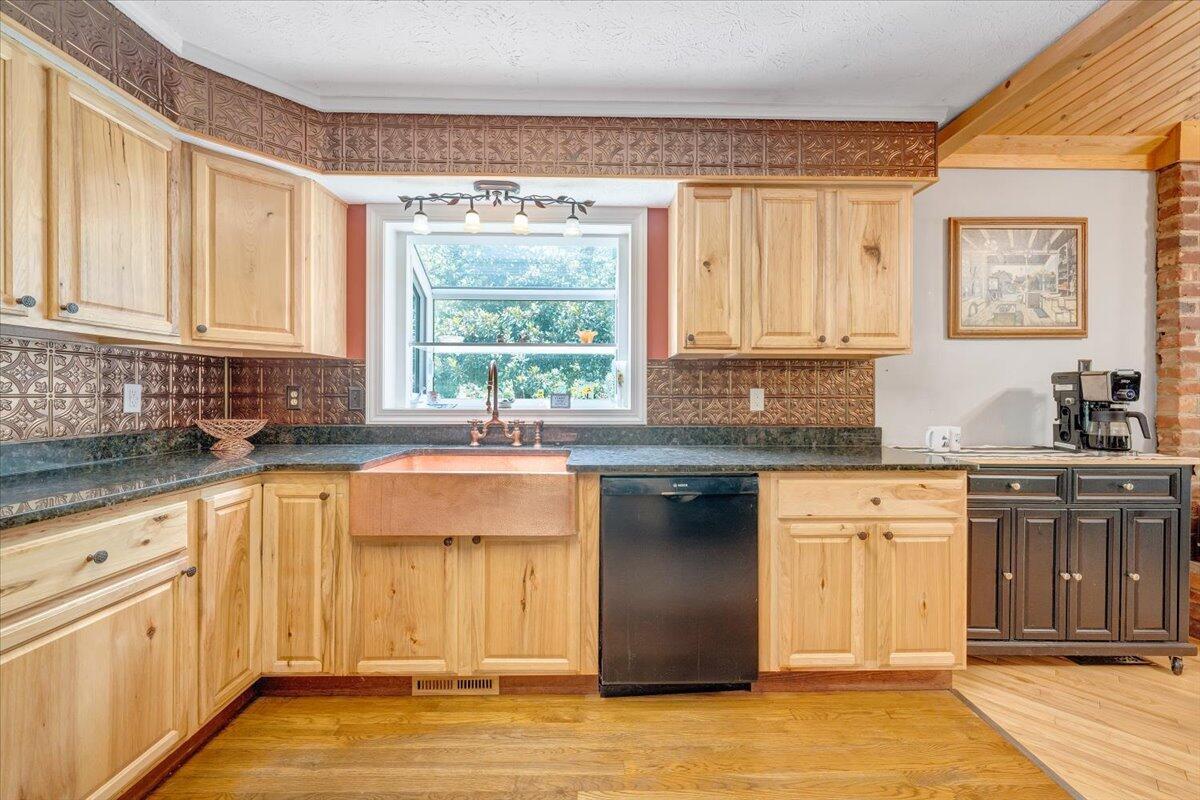 6796 Charlemont Road Goode, VA 24556 - Photo 15 of 78 22-MIB08755