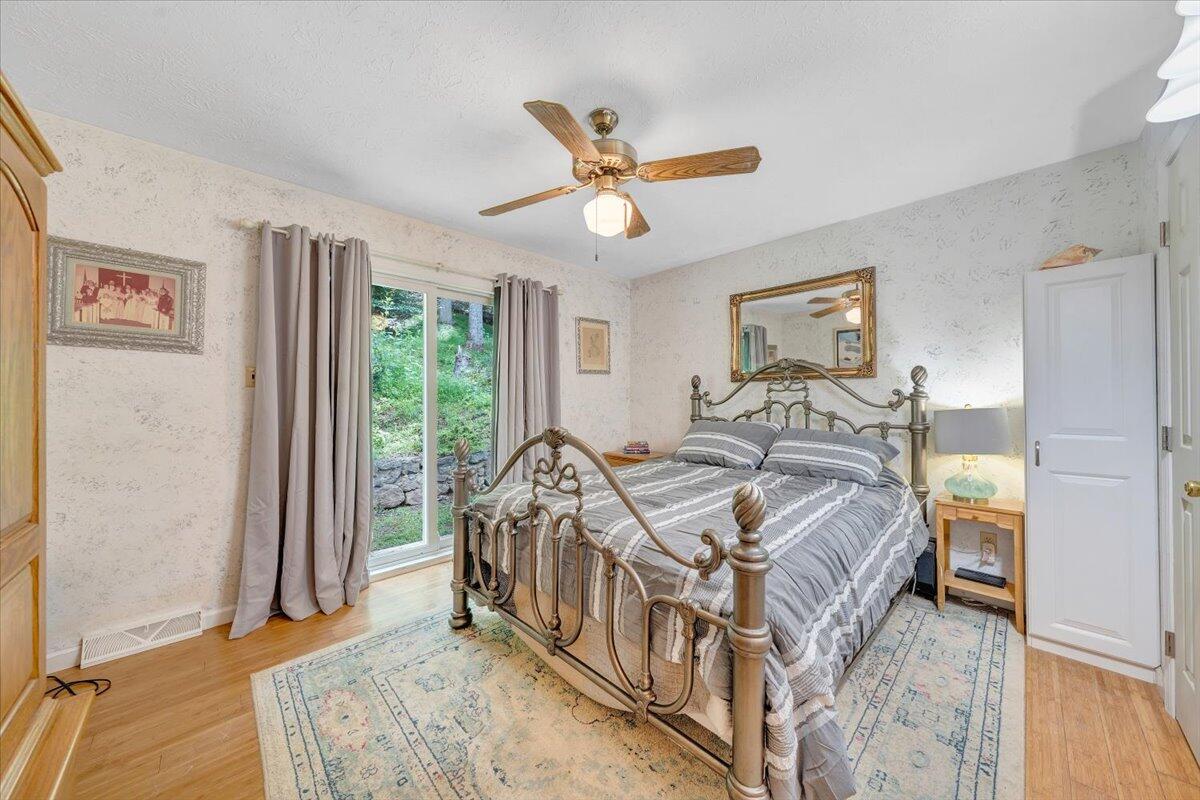 6796 Charlemont Road Goode, VA 24556 - Photo 25 of 78 26-MIB08794