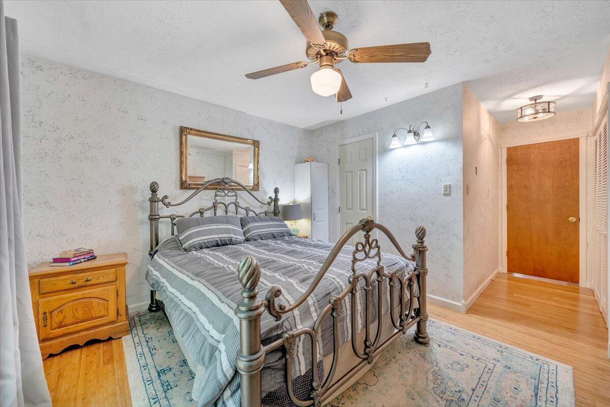 6796 Charlemont Road Goode, VA 24556 - Photo 26 of 78 27-MIB08797