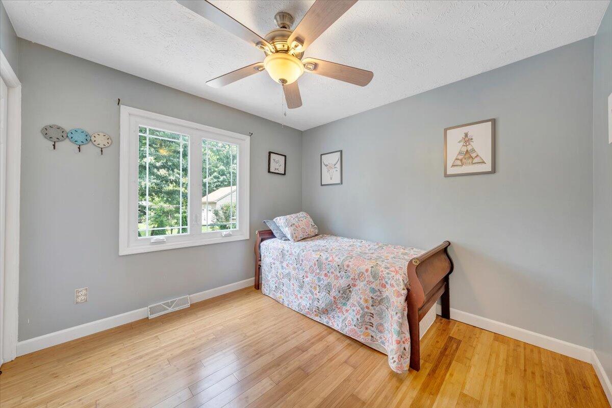 6796 Charlemont Road Goode, VA 24556 - Photo 30 of 78 31-MIB08770