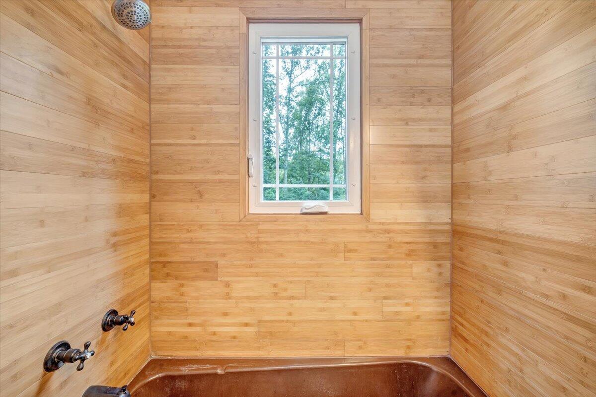 6796 Charlemont Road Goode, VA 24556 - Photo 37 of 78 38-MIB08812