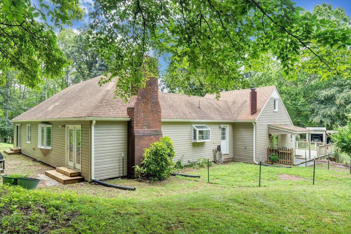 6796 Charlemont Road Goode, VA 24556 - Photo 51 of 78 57-MIB08878