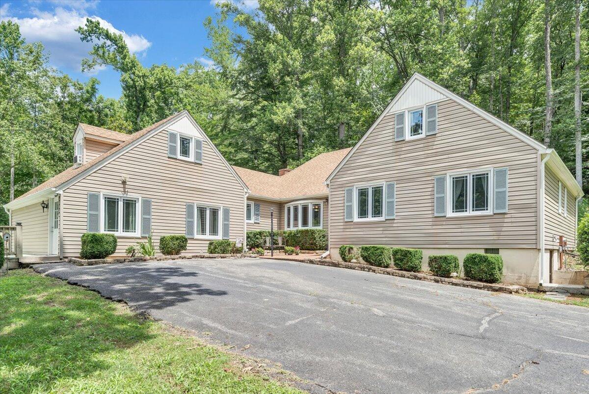 6796 Charlemont Road Goode, VA 24556 - Photo 74 of 78 01-MIB08950