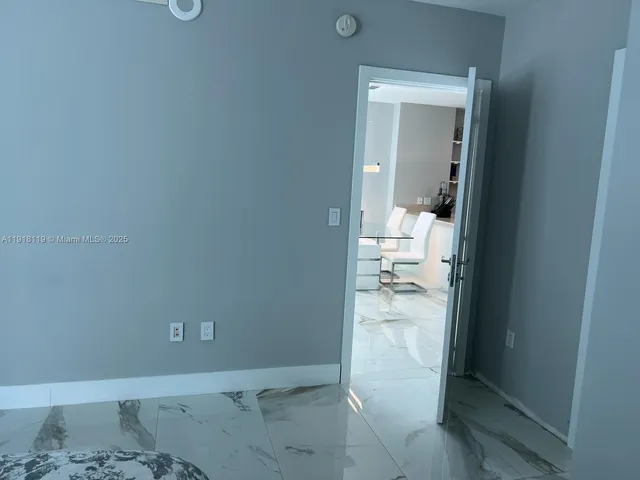 $4,500 | 55 Southeast 6th Street, Unit 1207, Miami, FL 33131