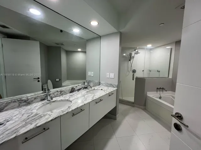 $4,500 | 55 Southeast 6th Street, Unit 1207, Miami, FL 33131