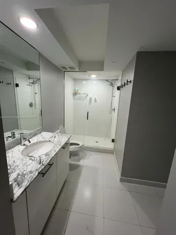 $4,500 | 55 Southeast 6th Street, Unit 1207, Miami, FL 33131