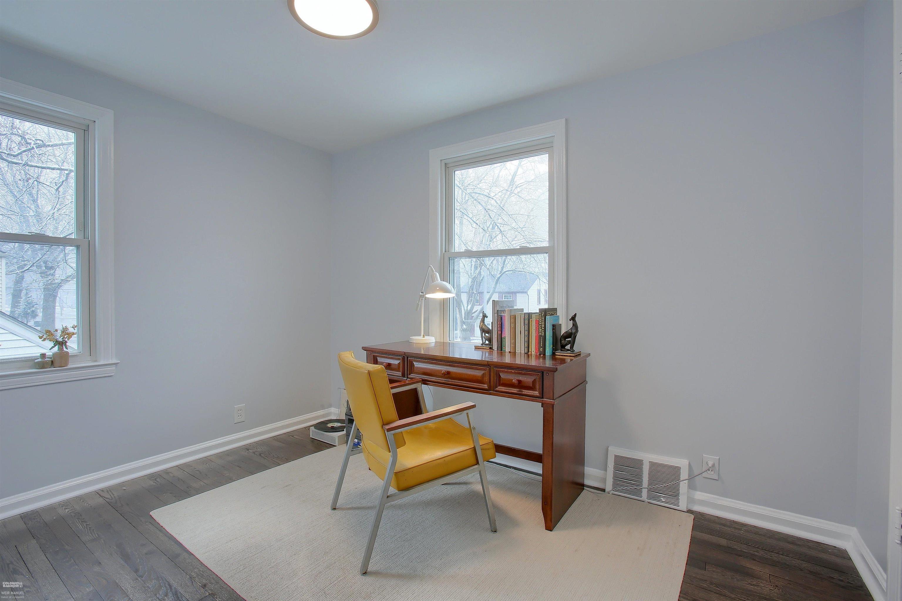2168 Hampton Road Grosse Pointe Woods, MI 48236 - Photo 21 of 26