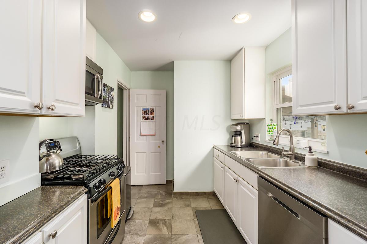 2797 Bryden Road Columbus, OH 43209 - Photo 24 of 67