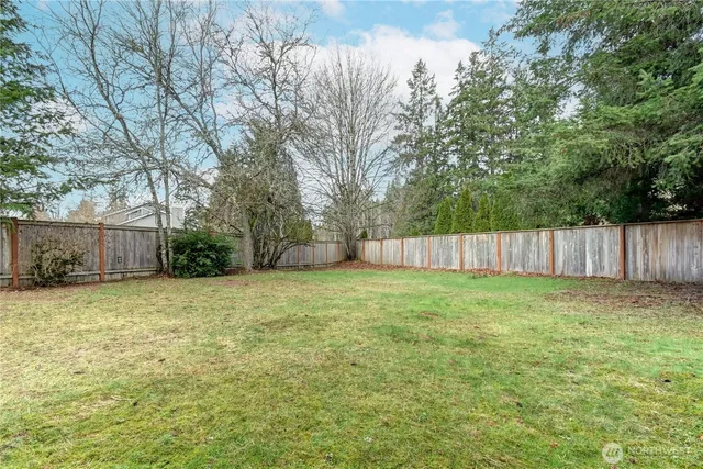 $3,000 | 4180 244th Place Southeast, Sammamish, WA 98029