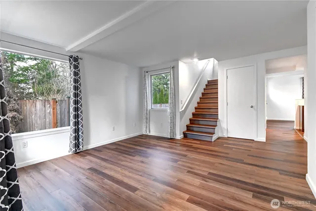 $3,000 | 4180 244th Place Southeast, Sammamish, WA 98029