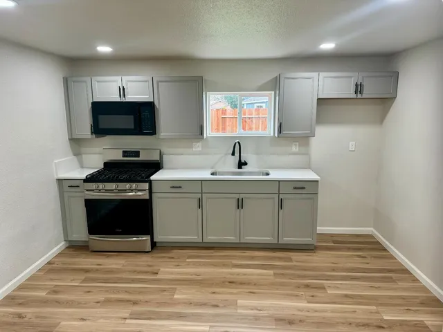 $449,900 | 521 Imperial Avenue, Modesto, CA 95358